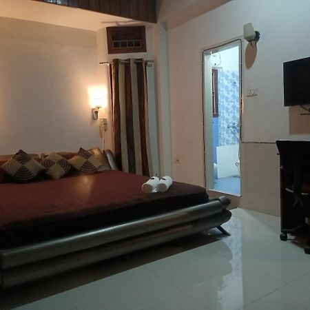 Apurba'S Pensione Dispur กูวาฮาติ ภายนอก รูปภาพ